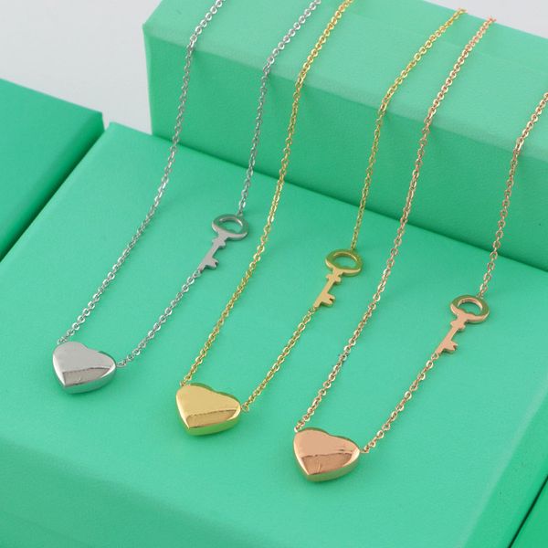 

Designer Luxury Jewelry Three dimensional Heart Pendant Charm necklace Gold Love Necklaces Women Rings Bracelet Bangles Brand Pendants Titanium
