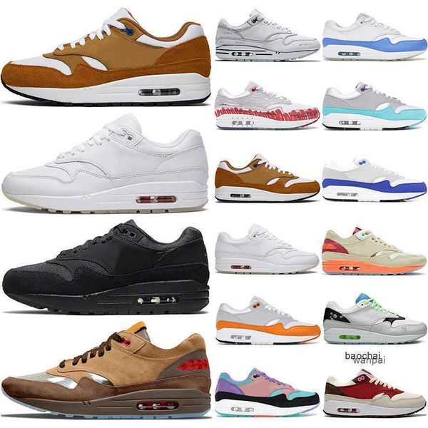 

2023 running shoes university sneakers zapatos shoe triple black anniversary red royal orange obsidian aqua jewel 2022 max 1 patta waves 87