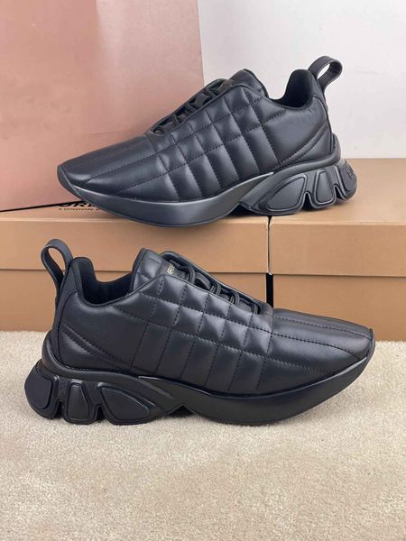 

famous brand quilted leather men sports shoes check lightweight calf leather white black classic sneakers chunky rubber runner sport eu38-46