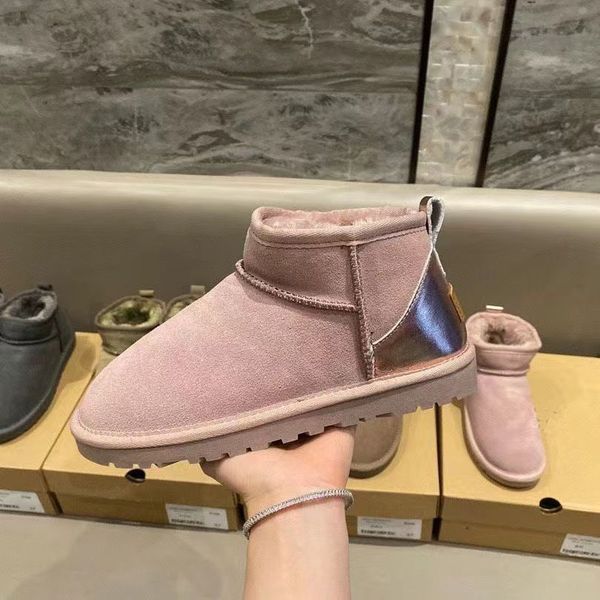 

snow boot warm designer om004 boots suede shoes classical short miniwomen keep warm man womens plush casual chestnut sheepskin grey, Black
