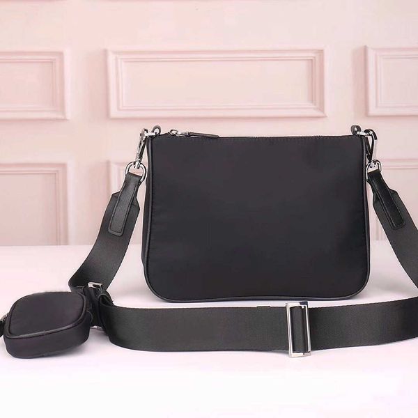

designerswholesale briefcase cross body men purse fashion messenger classic satchel waterproof canvas shoulder bag parachute fabric men