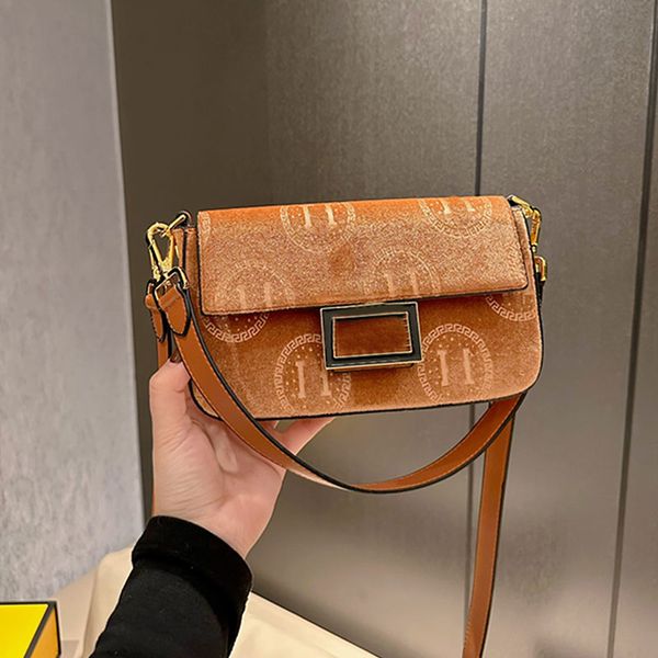 

baguette crossbody bags shoulder bag suede handbag women purse head portrait flap cross body wallet gold hardware fashion imprint letter pat