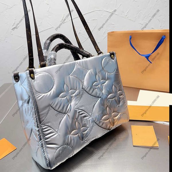 

designer bag mm 22fw shouder women handbags luxurys bags designers onthego puffer quilted totes bag crossbody ladies handbag side embossed f