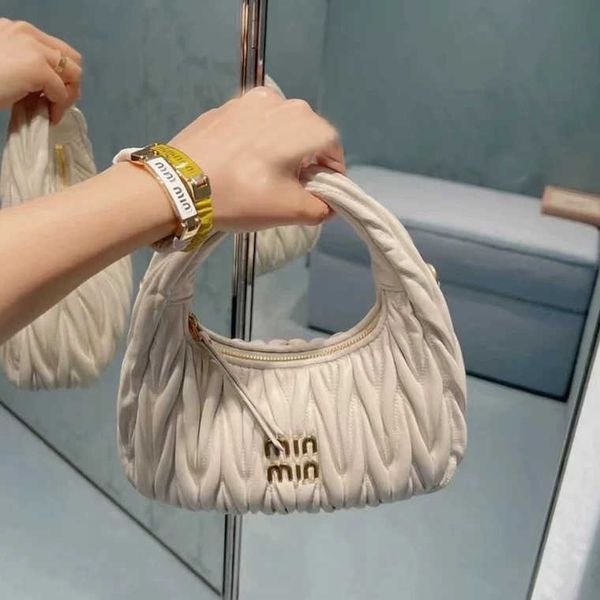 

shoulder bags designer fashion mm handbags wrist 2022 new pleated handbag underarm handheld one crossbody stick female qixz young chic satin