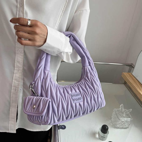 

shoulder bags designer fashion mm handbags wrist pleated women's 2022 new one crossbody trendy popular design embroidered thread handba