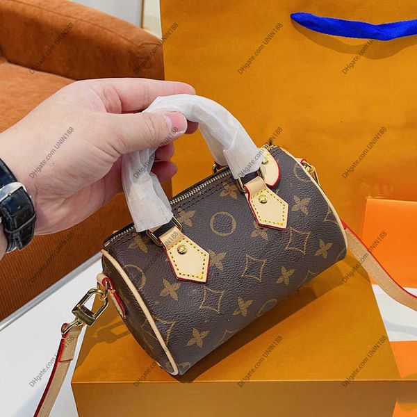 

designer bag upscale embossed 22fw leather bags women pillow luxurys retirotote genuine designers shopping mini handbag shouder crossbody ba