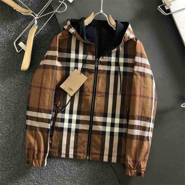 

burbrerys mens jackets coats the right version 2022 new sport style pattern black face double sided jacket coat mens and womens, Black;brown