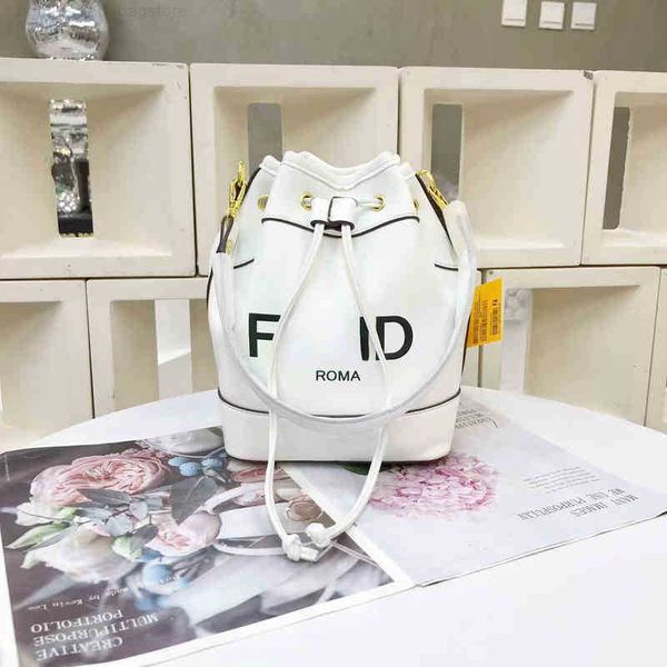 

2022 f bags luxury brand women bucket bag leather tote fashion design female shoulder bags bag w220810