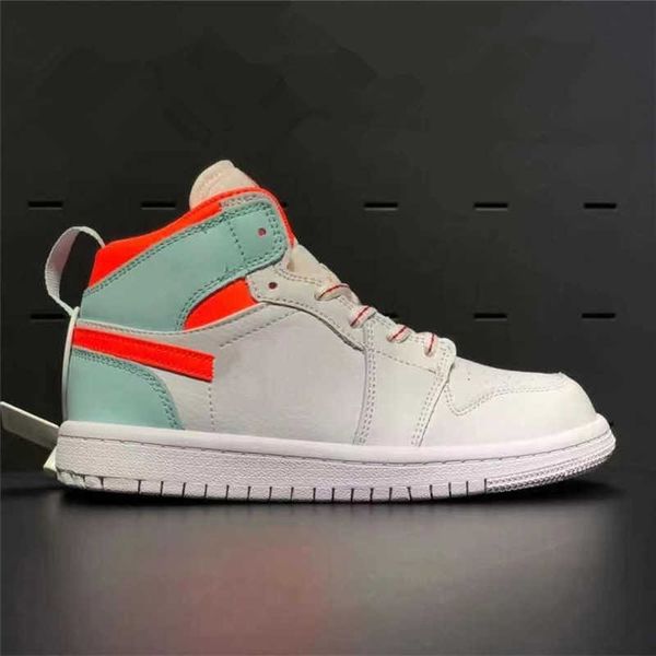 

2022 classic kids shoes youth athletic 1 sneaker for boy girls casual baby shoese size 24-35220i hvrc, Black;white
