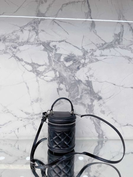 

barrel-shaped shoulder bags fashion handbag luxury female designer bag cross body zipper open cover purse black bucket bag