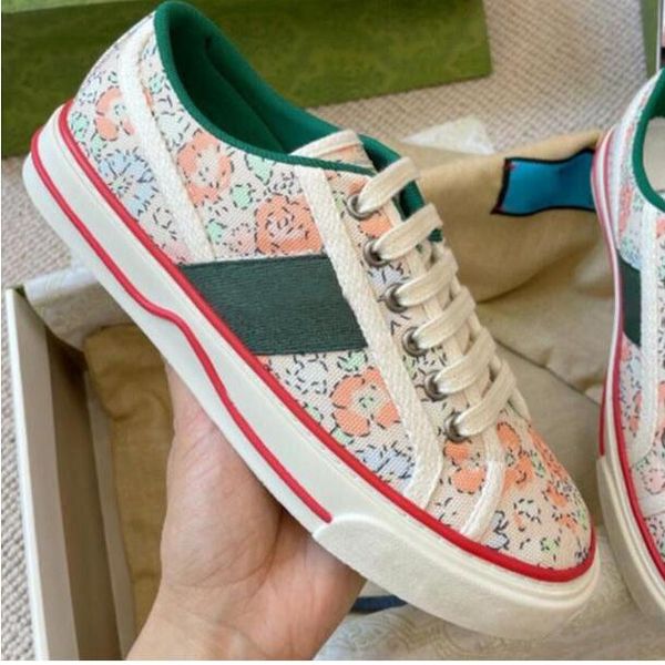 

tennis 1977 low high embroidered casual shoes denim canvas luxury designer sneakers boots lace up slip on ebony floral beige white mini flat, Black