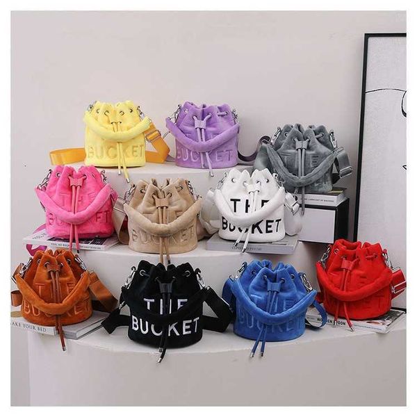 

store 90% off wholesale autumn and winter 2023 new fashion letter plush bucket simple handheld crossbody bag