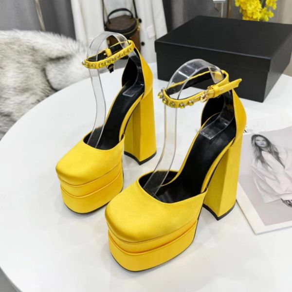 

new fashion sandals luxury designer high heel shoes waterproof platform silk shoes outdoor non slip sheepskin inner foot pad very imported r, Black