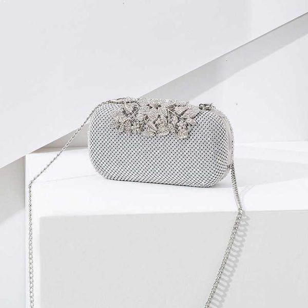 

new fashion dress bag for dinner party; girl with cheongsam party