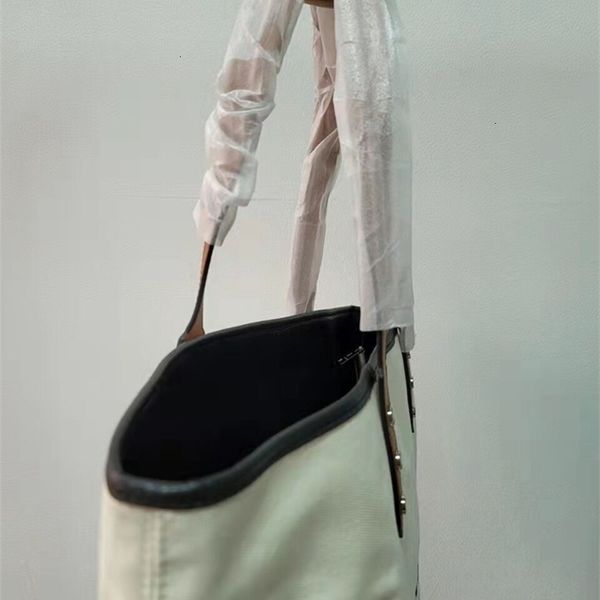 

duffel bags women bag letters print casual largecapacity shoulder fashion canvas shopping bag 221114