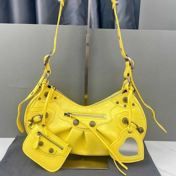 

shoulder bags donna-in trend yellow bag women calfskin designer handbags fashion y2k rivet underarm mirror quqlity 221115