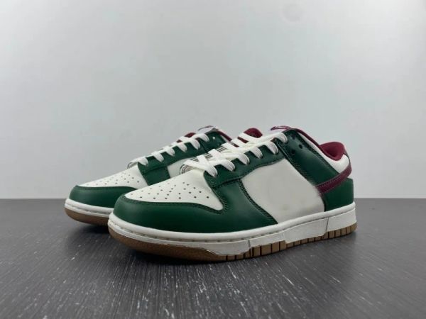

shoes boots sb low gorge green fb7160-161 women men gorge/green white-team red-gum medium brown sneakers