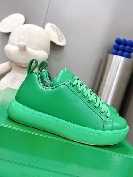 

designer platform sneakers casual shoes sports low tranier pillow sneakers lace up white nappa shoes, Black