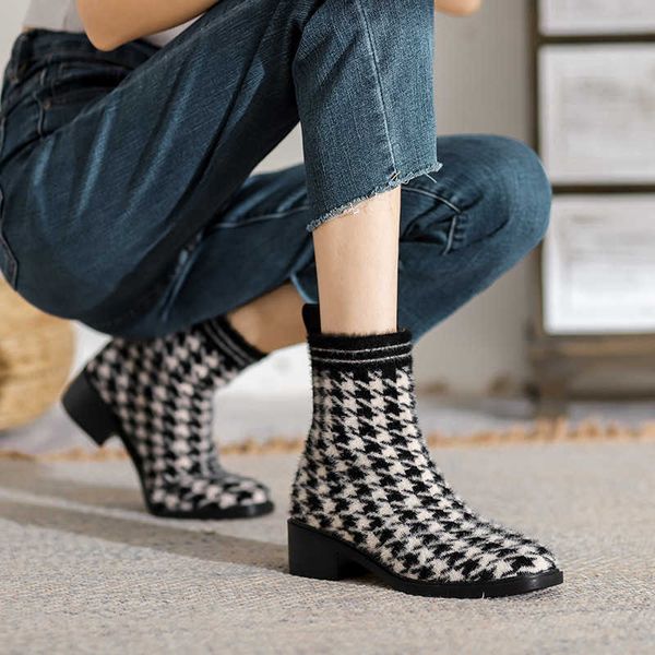 

hbp new boots princess footwear women winter mink fur plush elastic slim short thick heels medium woman shoes, Black