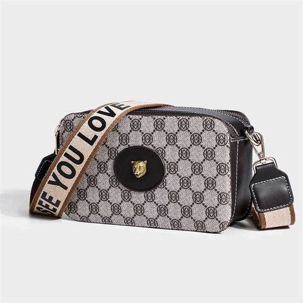 

messenger bags women's 2022 new simple summer wide belt one shoulder crossbody small square versatile camera bag
