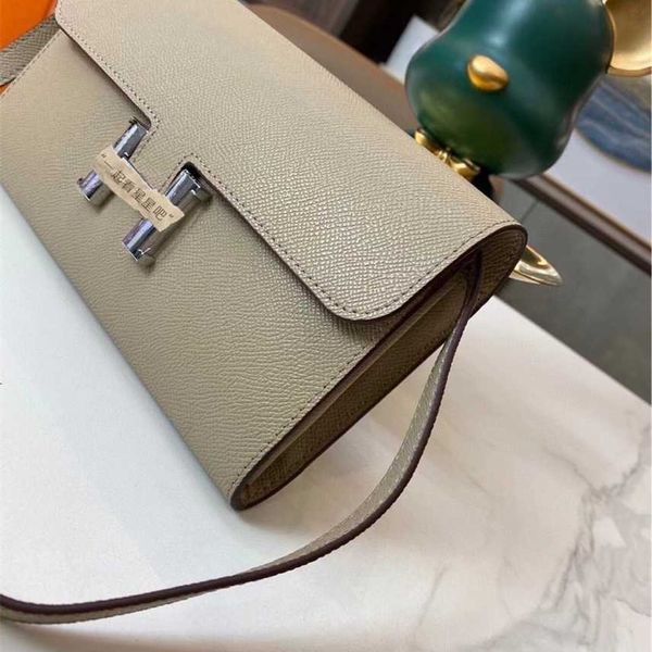 

clearance the new women's cross grain cowhide one shoulder messenger bg be used s wllet or hndbg