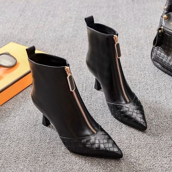

boots women high heeled short boots 2023 weaved pointed toe winter shoes ankle botas front zip black sapatos femininos 221114