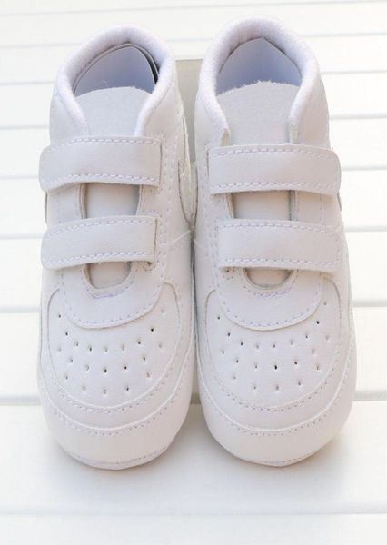

2022 baby shoes 018months kids girls boys toddler first walkers antislip soft soled bebe moccasins infant crib footwear sneakers8128456