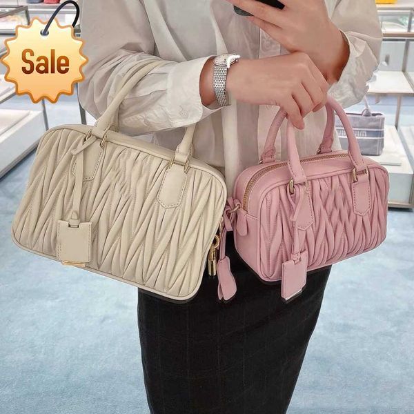 

bag luxury miu designer handbags woman's new miu bowling ball boston sheepskin fold new pillow hand bill shoulder bag factory direct sa