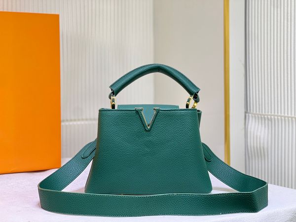 

designer ladies leather handbag shoulder bag fashion classic lady liquid european and n style inner compartment cover 541179