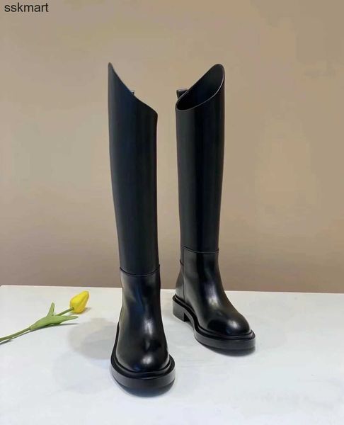 

women designers rois 2022 axigo's same diagonal mouth jil boots new winter knights' boots lady matte rivets with box size 34-40, Black