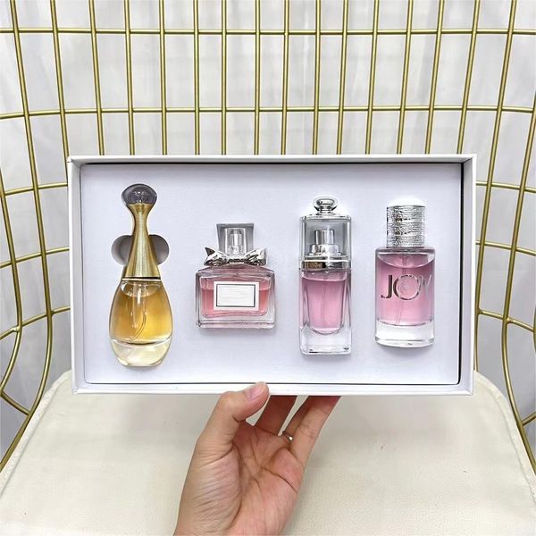 

lady perfume 1 set of glass bottle lady deodorant gift box version q