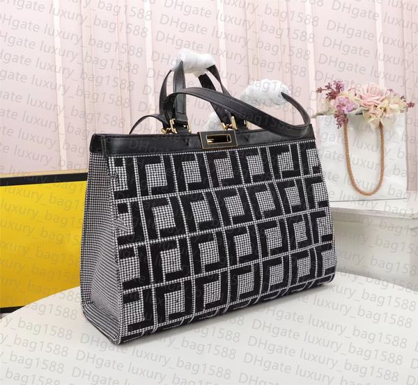 

handbag women bag fashion tote embroidery large capacity cowhide metal buckle opening design interior logo commuter luxury shoulder bag