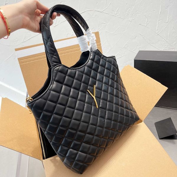 

evening bags designers luxurys women handbags solid color bag delivery of small wallets letter woman handbag temperament ladies shoulder bag