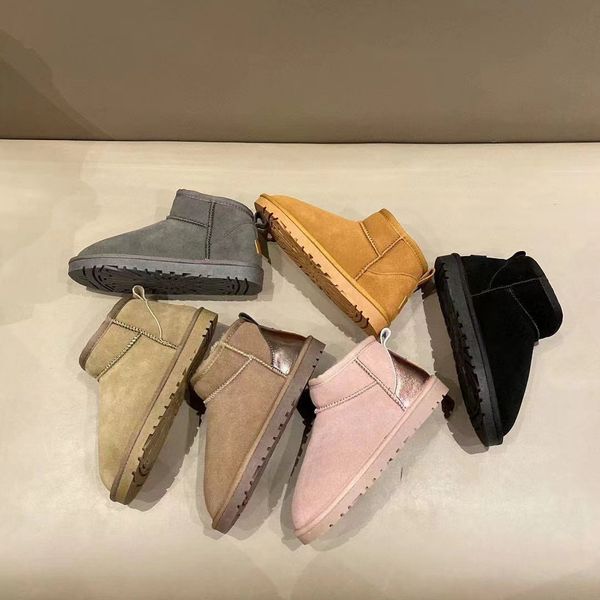 

snow boots warm boots suede shoes classical short miniwomen winter new popular ankle sheepskin fur plush keep, Black