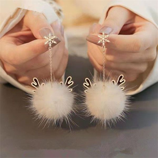 

fashion snow deer serve charm new autumn and winter christmas gift earrings ae508, Golden