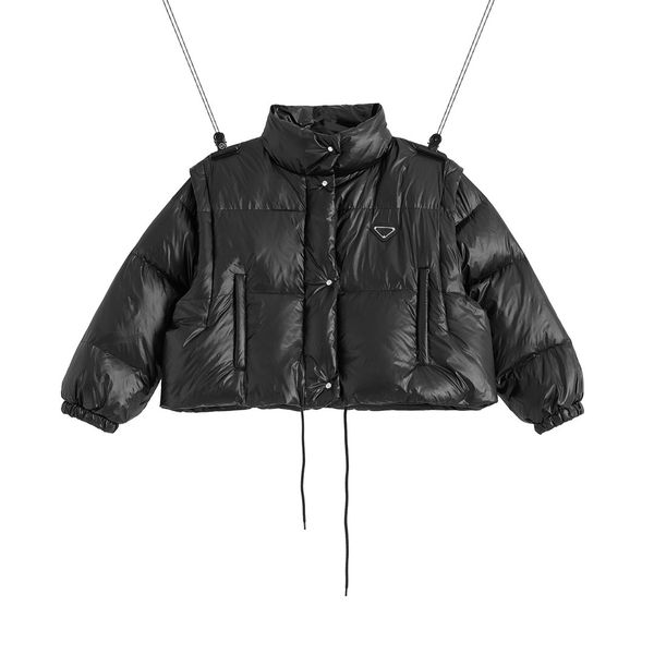 

the latest women's down jacket sleeves are detachable and fashionable to make a vest. wear one piece of equipment that is absolutely hi, Black