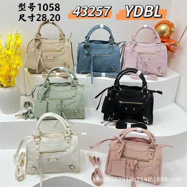 

designer luxury for womens bags handbag b-shaped paris single shoulder messenger fashion square gift shoulder oblique span wallet versatile