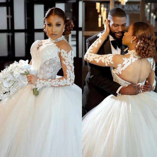 

2023 gorgeous long sleeves wedding dresses bridal gown ball lace applique halter beaded tulle satin custom made plus size vestido de novia, White
