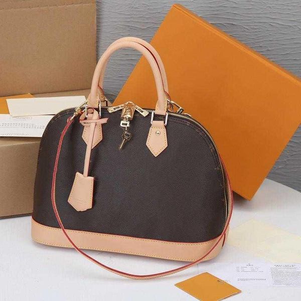 

2023 with lock tag bb 25cm fashion womens shoulder bags chain messenger bag leather handbags shell purse cosmetic crossbody bags totes kk873