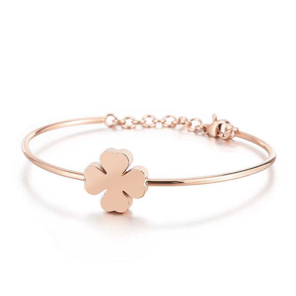 

charm bracelets women's fashion accsori stainls steel adjustable flower four leaf clover bracelet, Golden;silver
