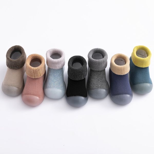 

first walkers children antislip shoes born baby toddler girls plus velvet nonslip floor socks infant boys rubber sole winter sneakers 221117