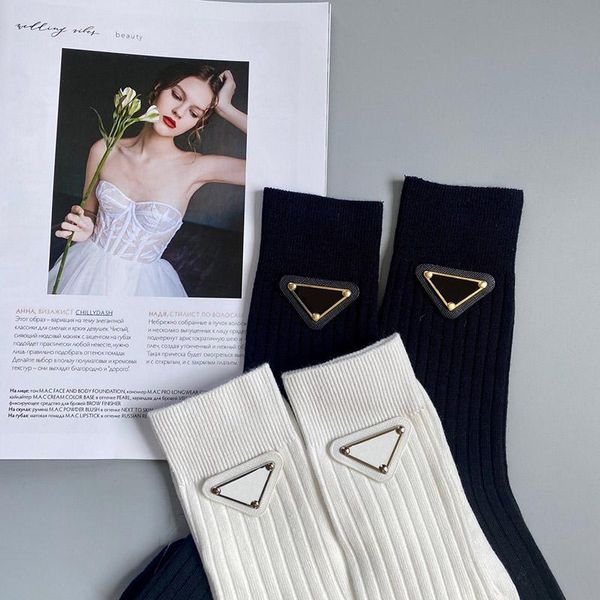 

women luxury designer socks letter p solid color cotton casual sock soft knee high socks for man, Black