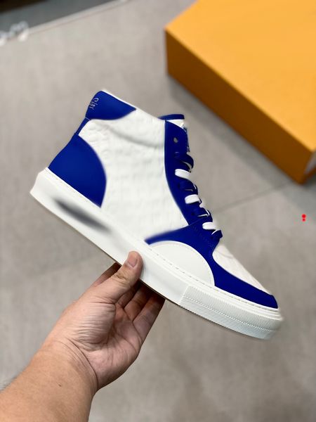 

2023 latest luxurys designer boots men black autumn and winter boots fashion cowhide sheepskin lining anti slip wear resistant 39-45 -g144