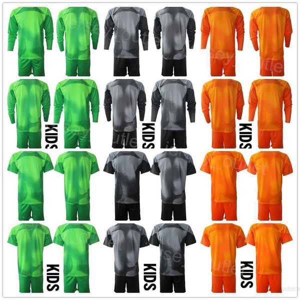 

national team goalkeeper soccer singapore long sleeve 1 izwan mahbud jersey set gk 12 syazwan buhari zharfan rohaizad 18 hassan sunny footba, Black