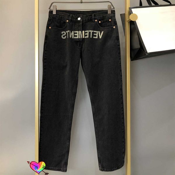 

front letter print vetements jeans pants badge button trousers washed black vetements jeans 2021 men women 1 1 high quality, Blue