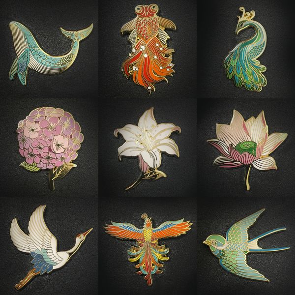 

high end gild chinese enamel animal brooches for women gifts accessories handmade vintage flower decorative pins for clothes, Gray
