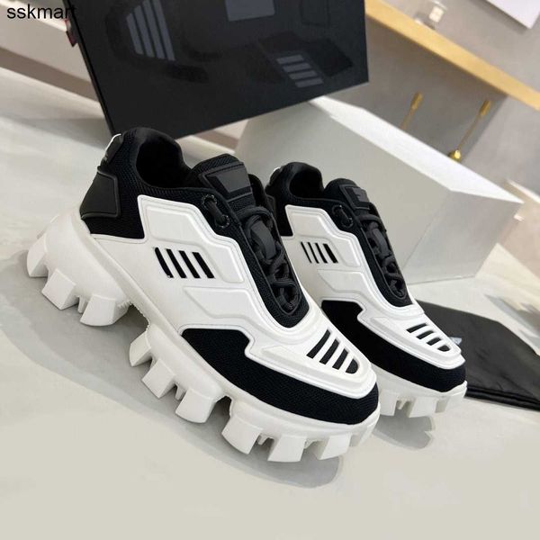

designer dress shoes 2022 new p family transformers couple's muffin cake with thick sole high breathable casual sneakers dad shoes size, Black