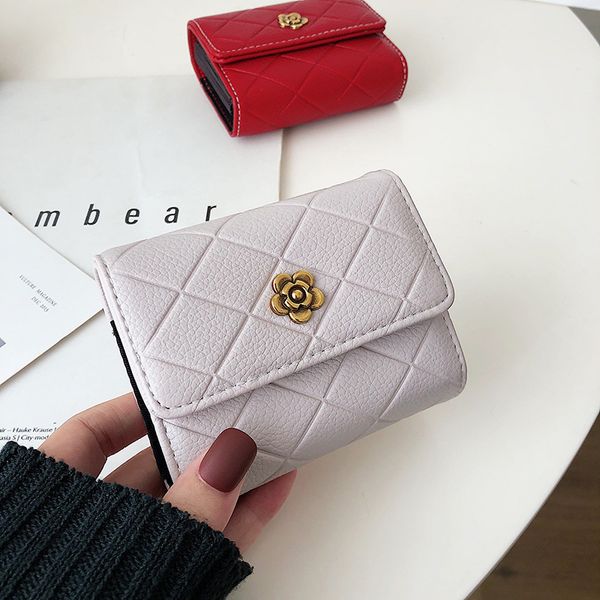 

purse women's short fashion new sunflower embossed buckle coin purse three fold card package tide, Red;black