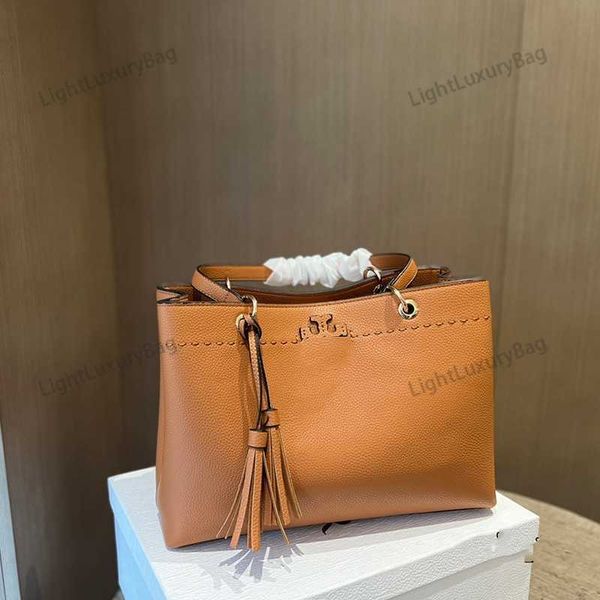 

designer luxury women the tote bag fashion versatile handbags shoulder crossbody bags purse tories totes large capacity saddle wallets 7a kj
