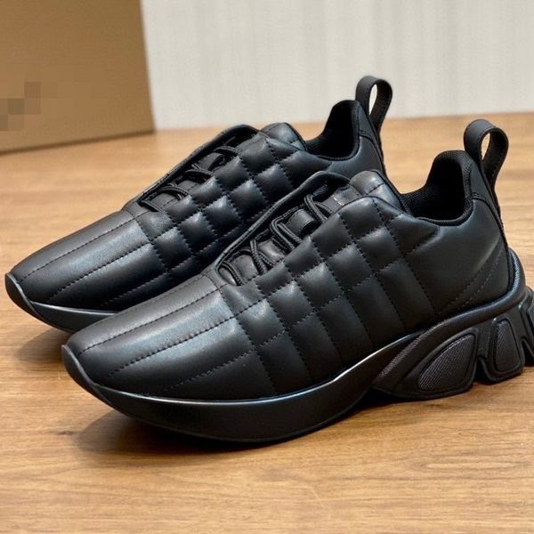 

brand plaid vintage shoes quilted leather classic sneaker checked stripes men casual shoe low flat outdoor trainers classic men's leath, Black